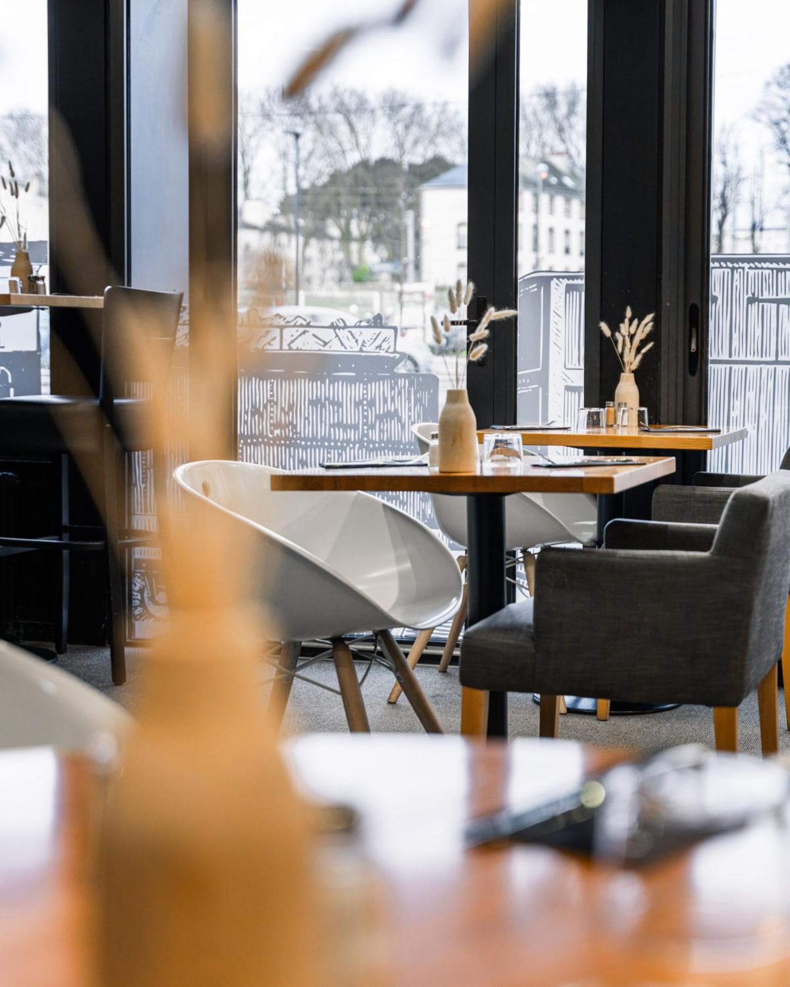 Ibis Styles Vannes Gare Centre Exterior foto
