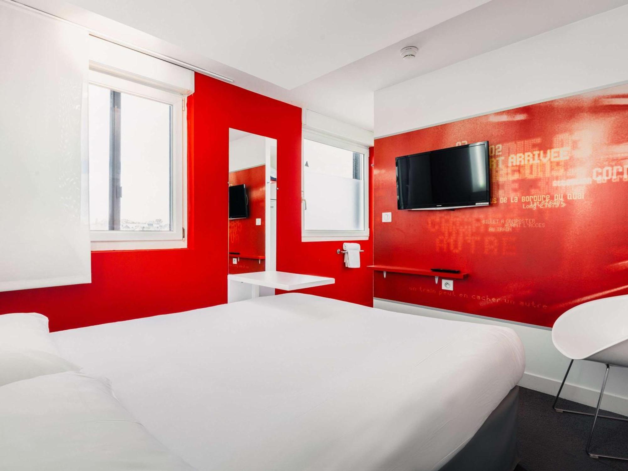Ibis Styles Vannes Gare Centre Exterior foto