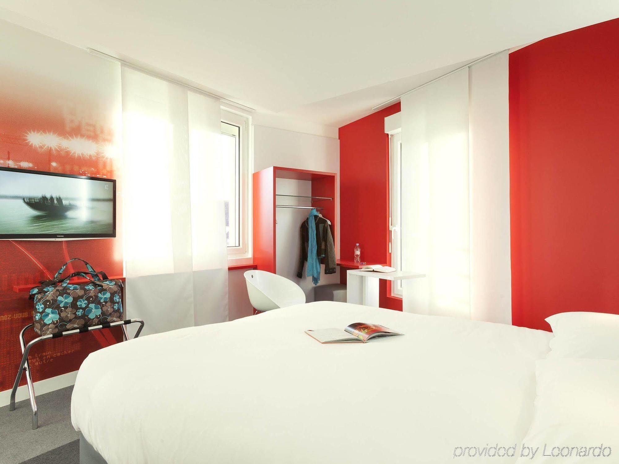 Ibis Styles Vannes Gare Centre Exterior foto